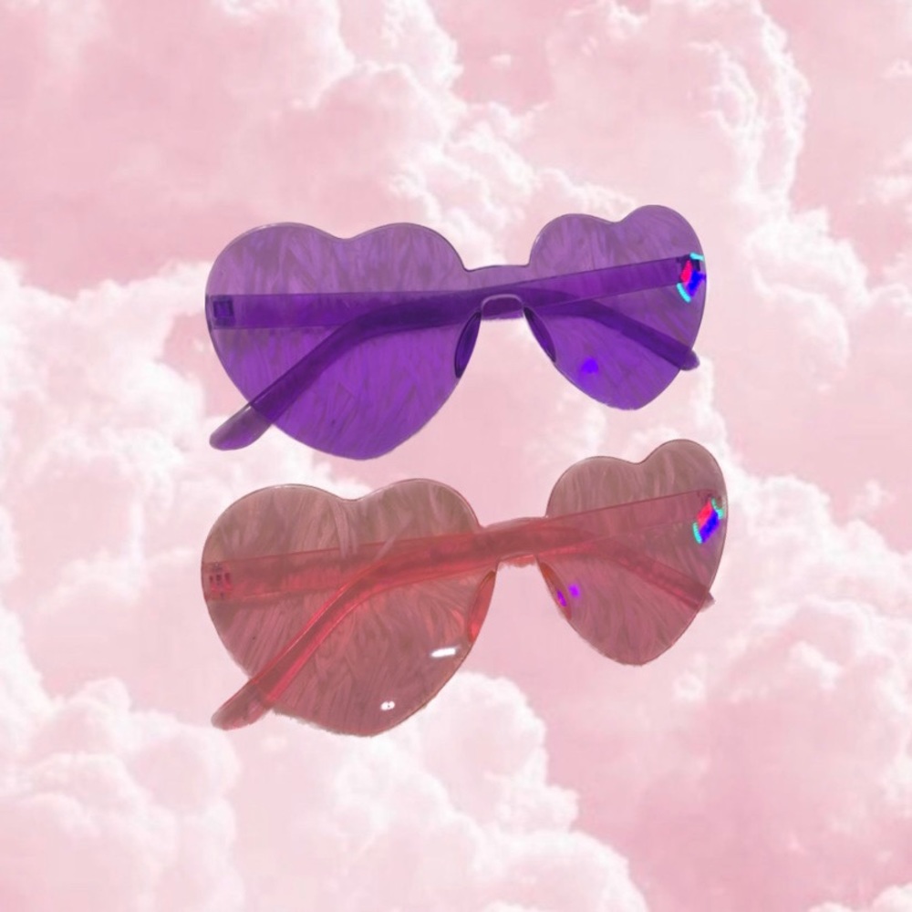 💜Pink and Purple transparent heart sunglasses!